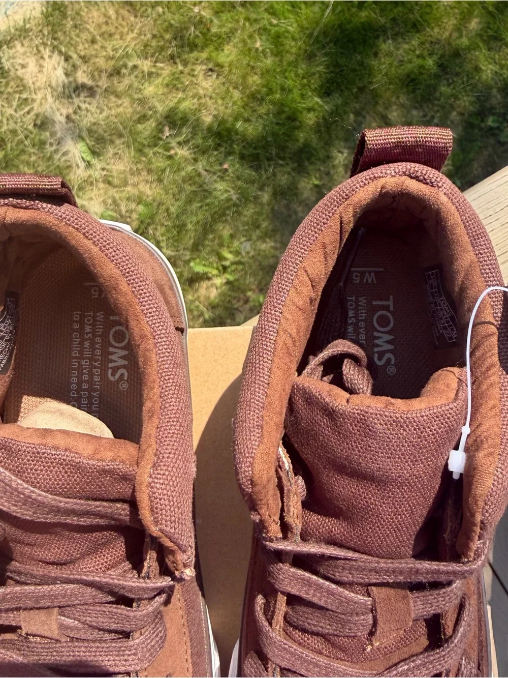 NEW TOMS Camila High Weatherized and Insulated Hybrid Sneaker Boots - Wmns 5